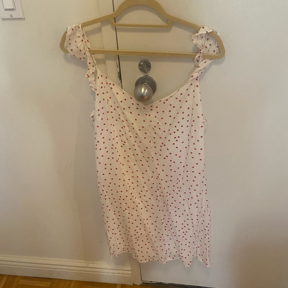 Lightly worn red star dress!! So cute and so fun for all things summer!